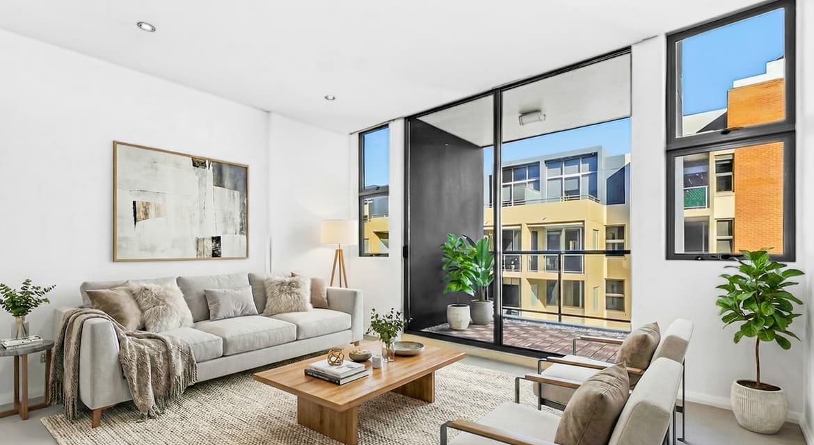 211/635 Gardeners Road